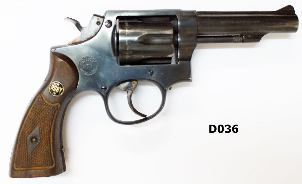 076A-D036-.38spl Ruby 4 Revolver