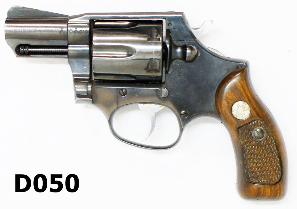 078A-D050 - .38spl Llama 2" Snubbie Revolver