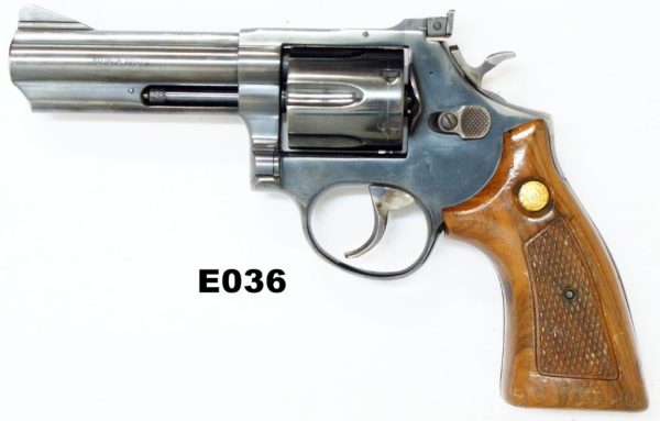 077A-E036 - .357mag Taurus 4" Revolver