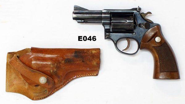 077A-E046-.38spl Taurus 3 Revolver + Holster