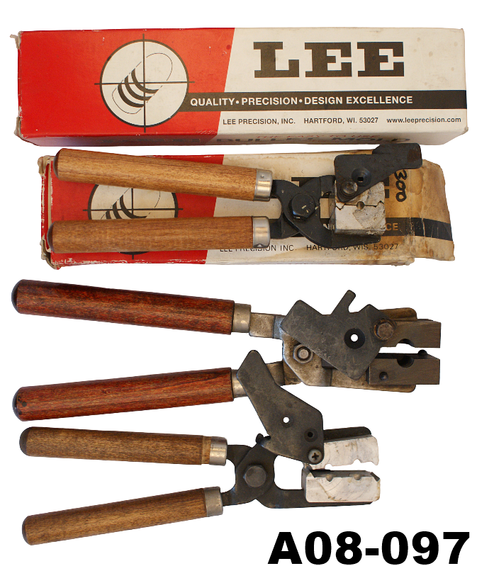 A08-097    Lee Bullet Molds x 4
