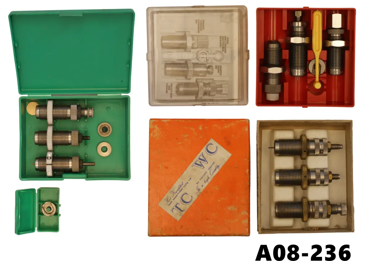 102-A08-236 Reloading dies x 3