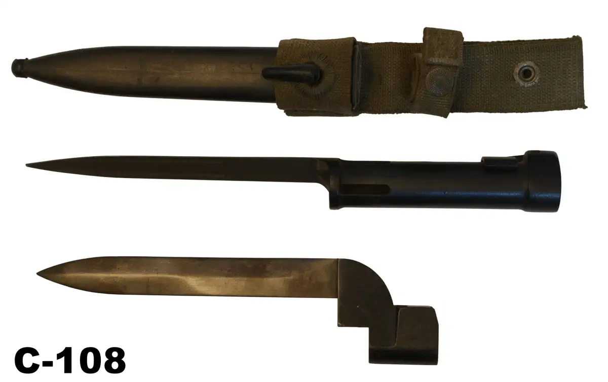 104-C-108 SADF R1 Socket Bayonet & .303 No.9 Bayonet (No Scabbard)